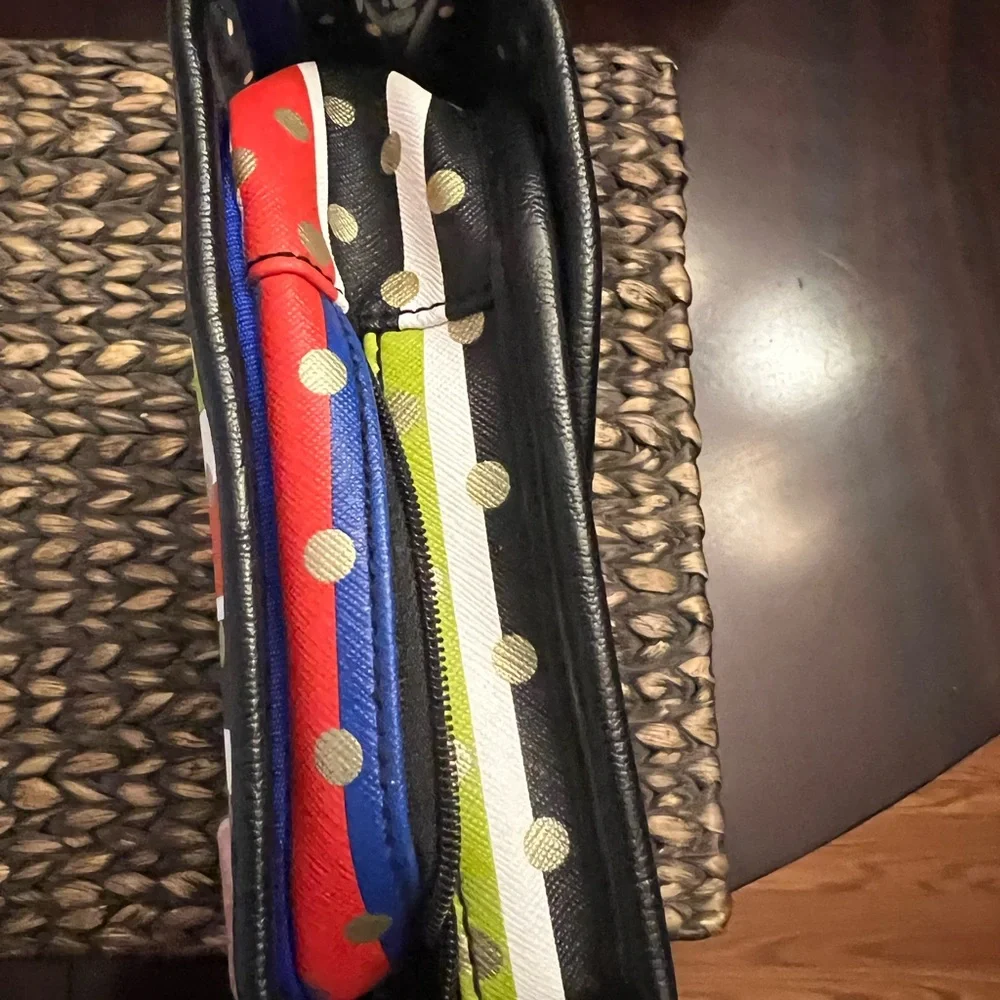 Like new Stella and Dot toiletry hanging bag.